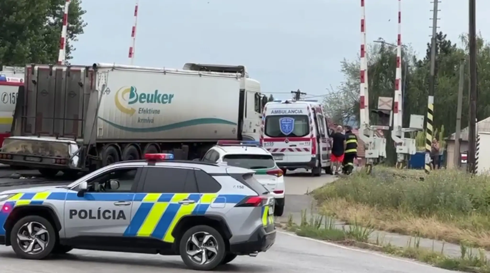Kamión zrazil chodkyňu.