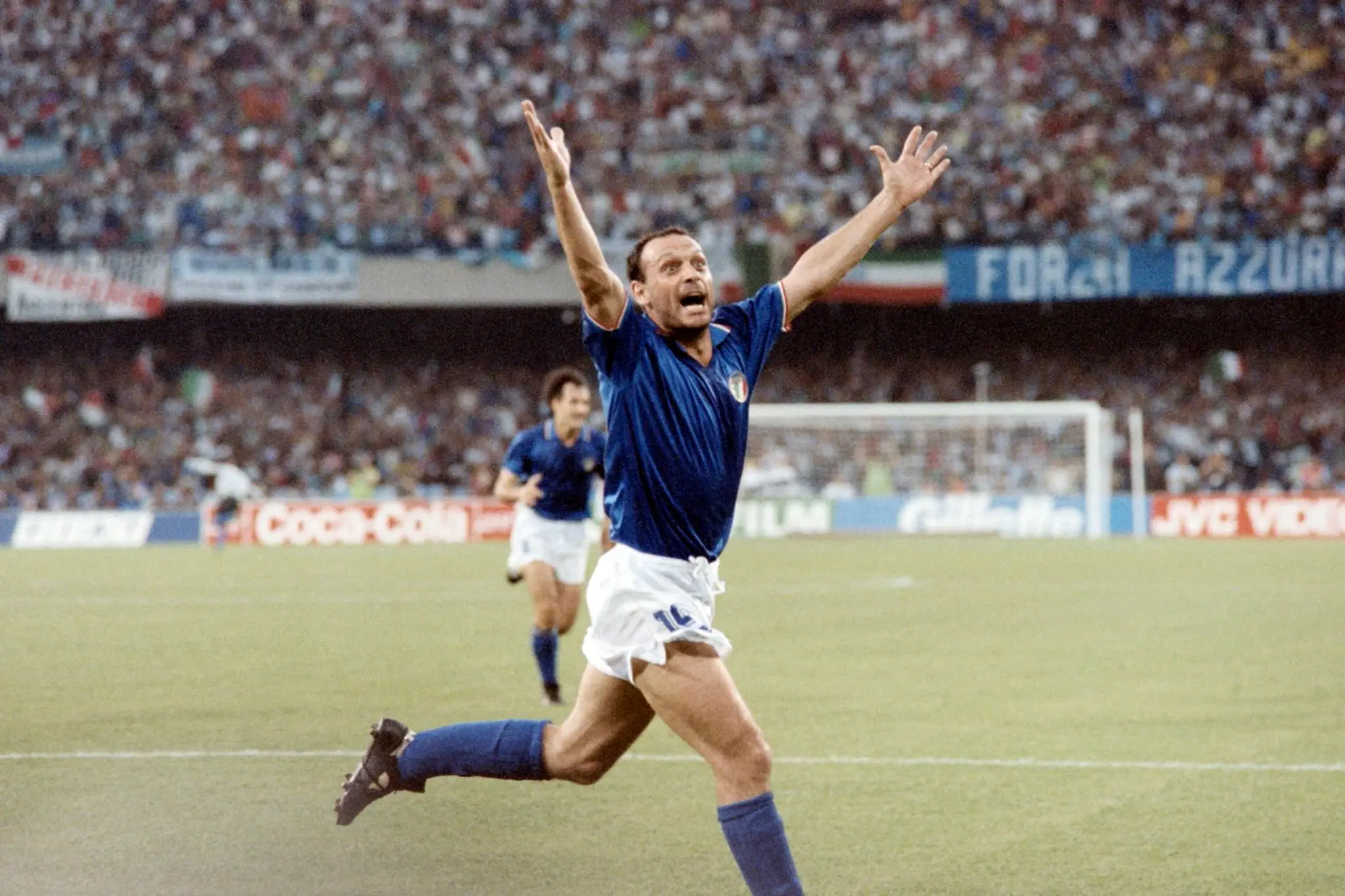 Taliansky futbalista Salvatore Schillaci sa preslávil najmä na domácich MS 1990.