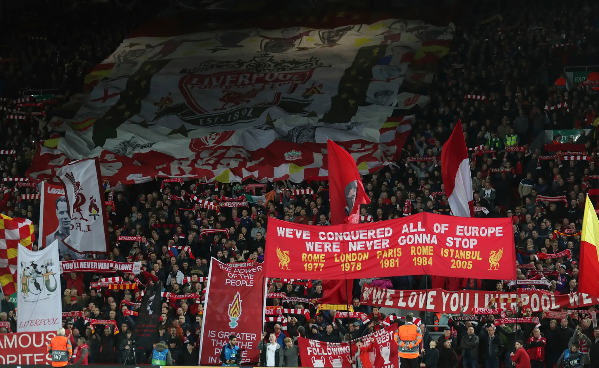 Priaznivci Liverpoolu v zápase LM proti Crvenej zvezde.