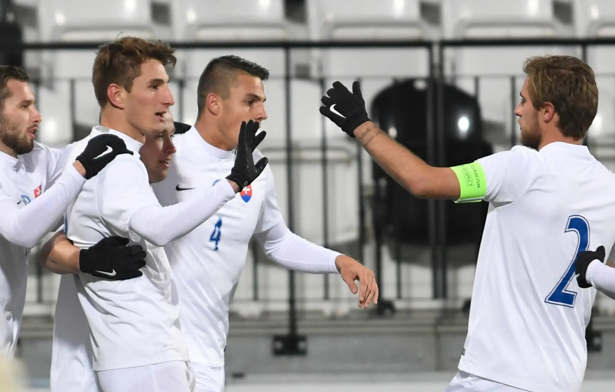 Na snímke gólová radosť reprezentantov Slovenska v prípravnom futbalovom zápase hráčov do 21 rokov 