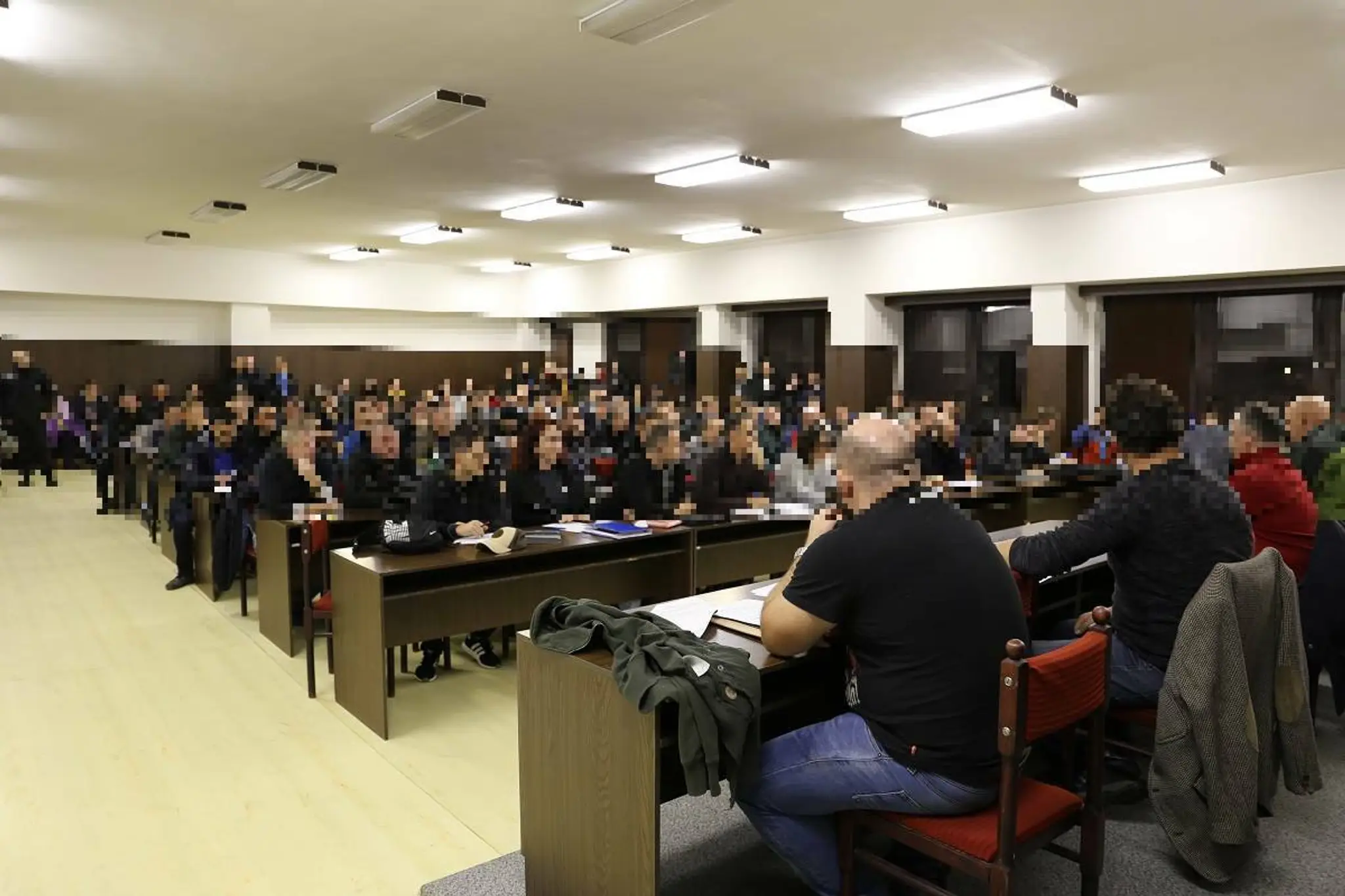 Policajný zásah NAKA v Dunajskej Strede.