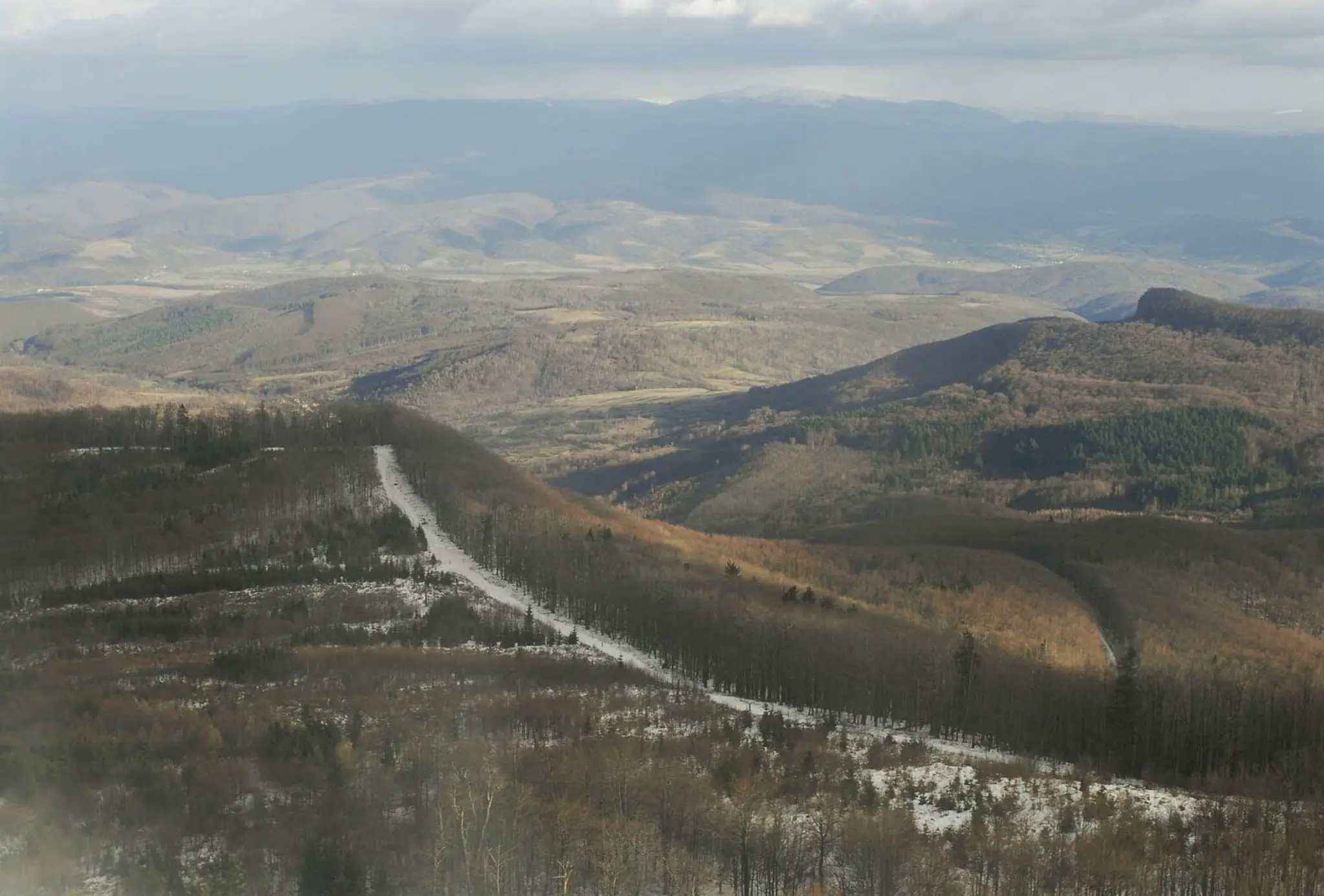 Letecký pohľad na slovensko-ukrajinskú hranicu.