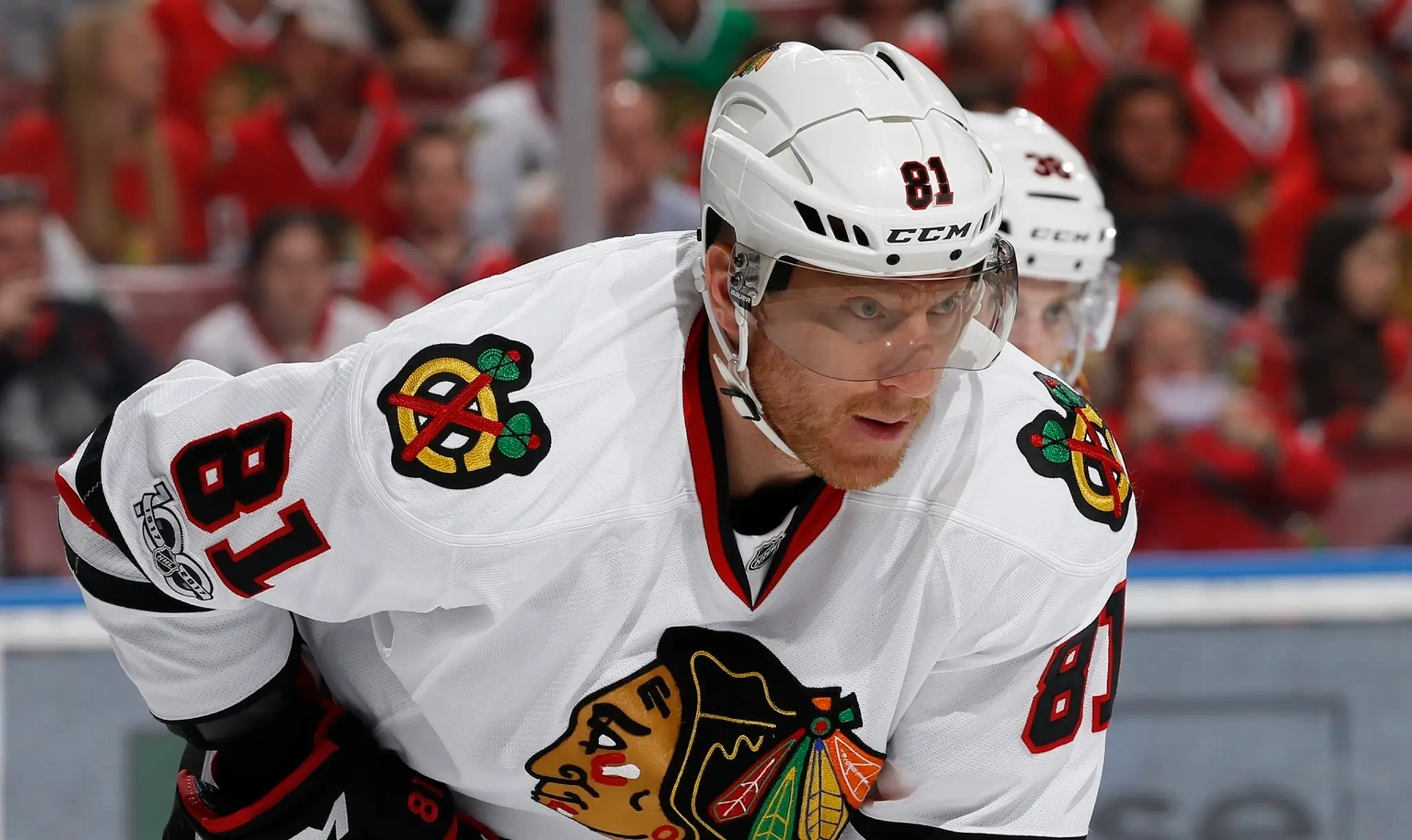 Na archívnej snímke z marca 2017 hokejista Chicaga Blackhawks Marián Hossa počas zápasu  NHL proti Floride Panthers.