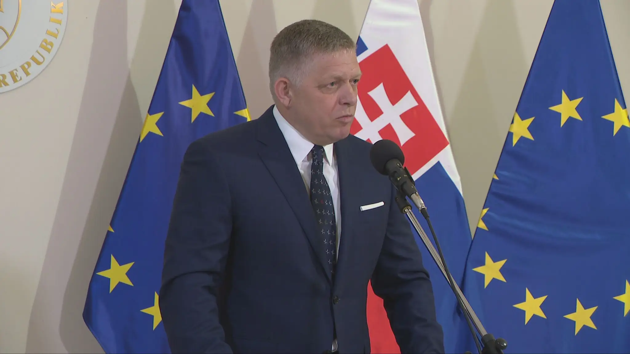Kabinet vlády schválil „kódex správania sa“ verejných funkcionárov