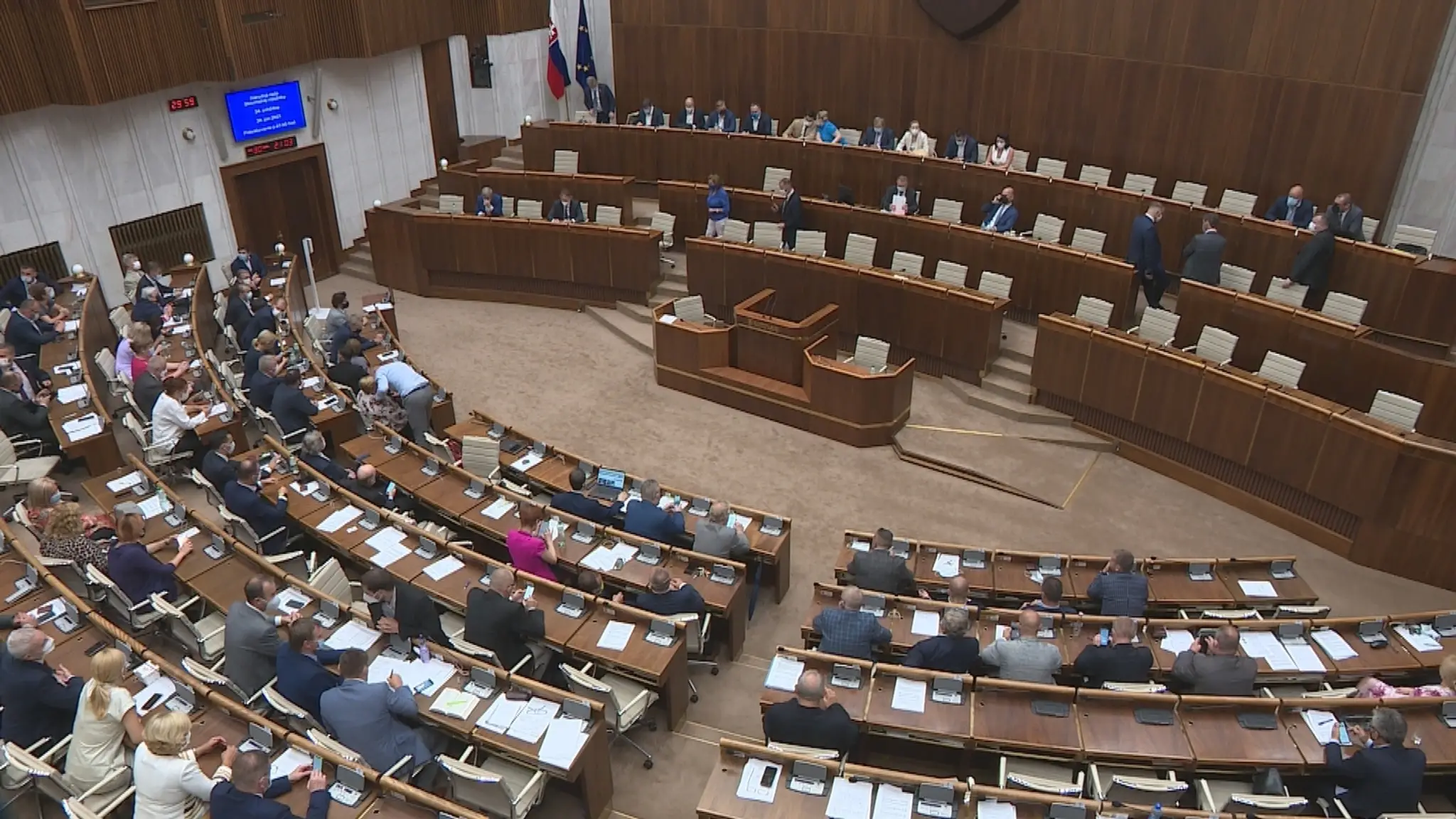 Referendum o predčasných voľbách asi nebude. 
