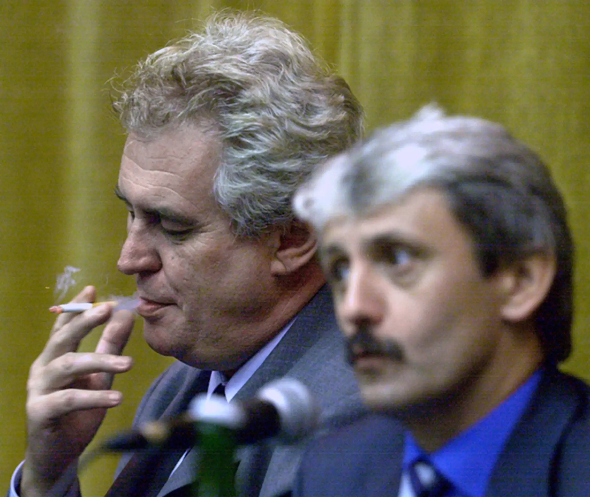 Zeman a Dzurinda na archívnej snímke z 20. novembra 2001 - 2
