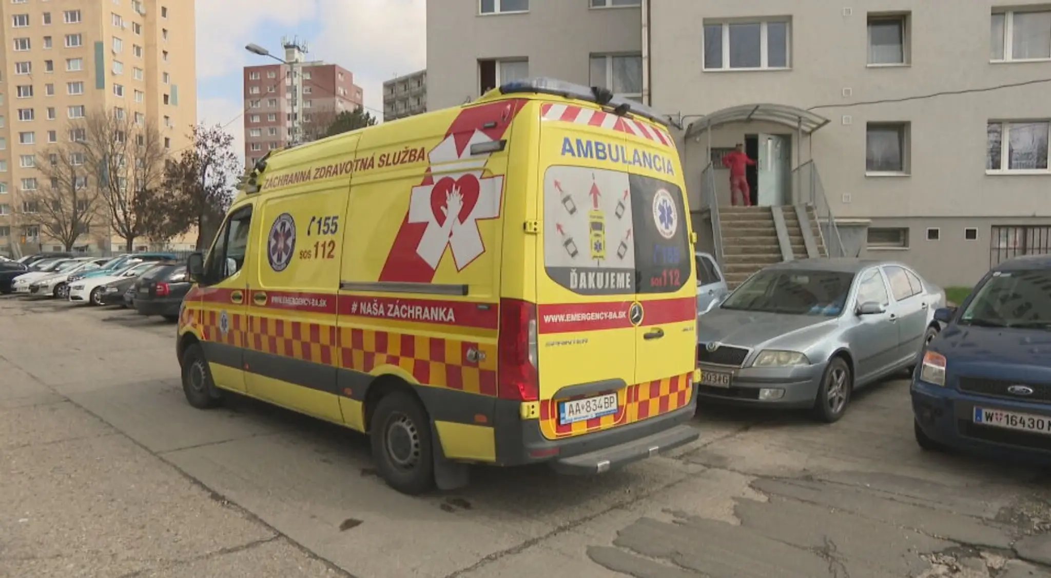 Dieťa zasiahnuté prúdom nemá mať na tele žiadne zranenia. 