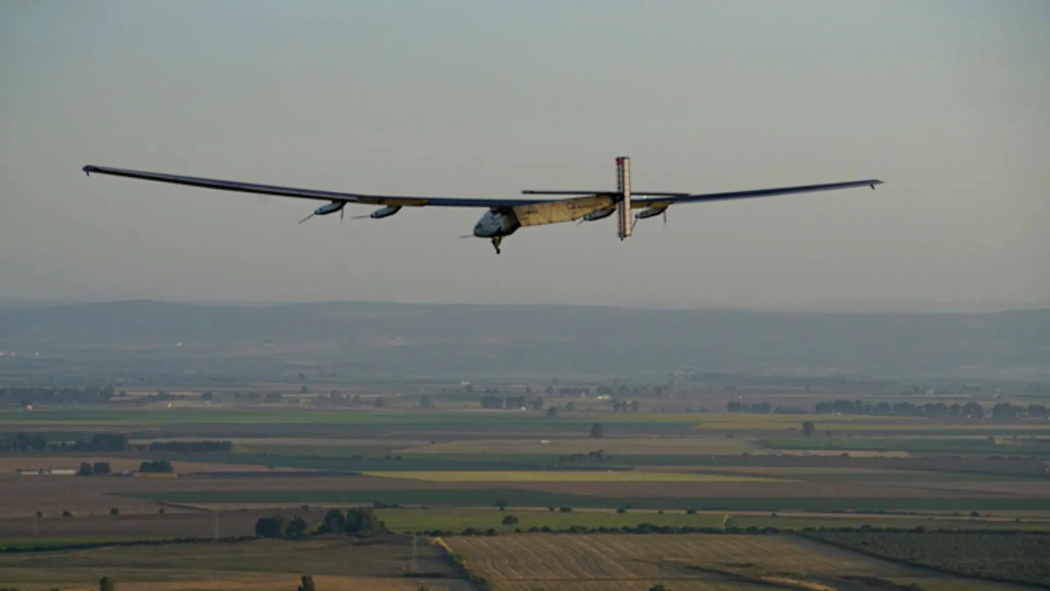 Švajčiarske experimentálne lietadlo Solar Impulse 2.