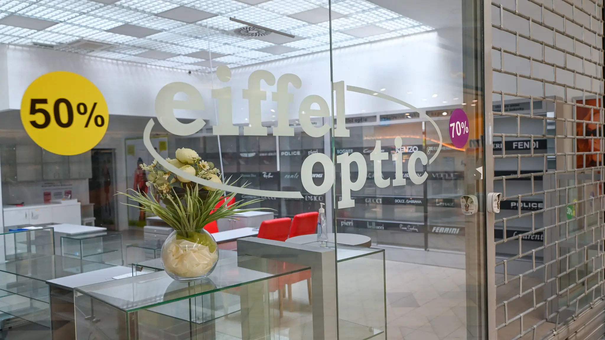 Zatvorené predajne spoločnosti Eiffel Optic