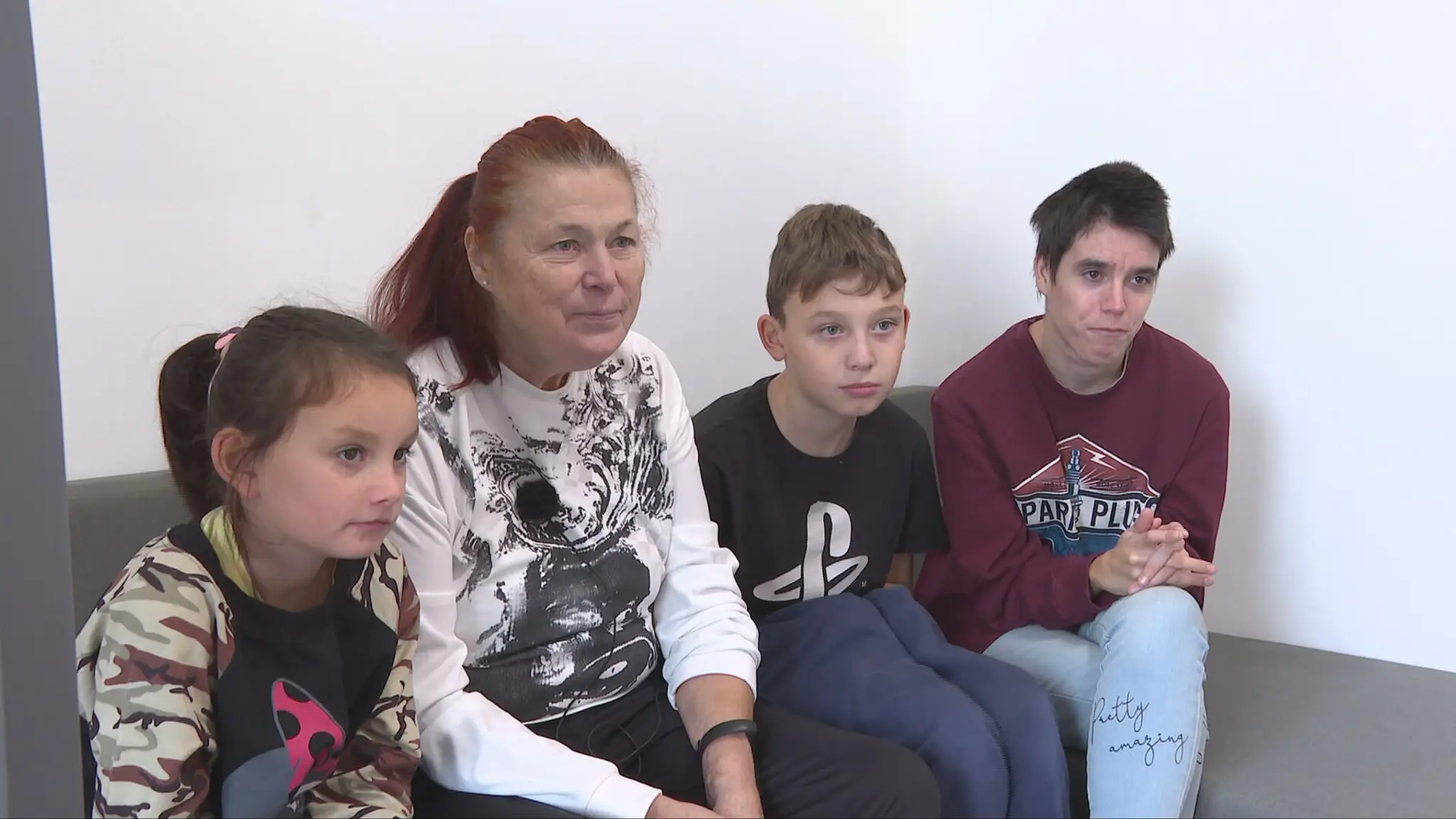 Pani Zlatica s vnúčatami a dcérou