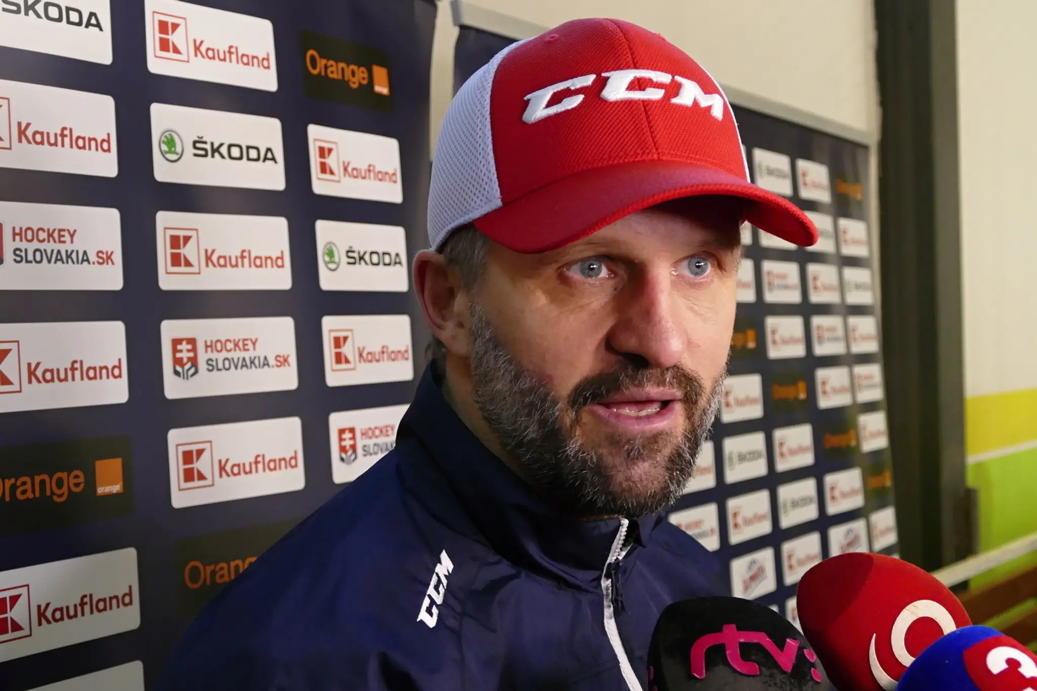 Tréner hokejovej reprezentácie do 20 rokov Róbert Petrovický v príprave pred MS 2020.