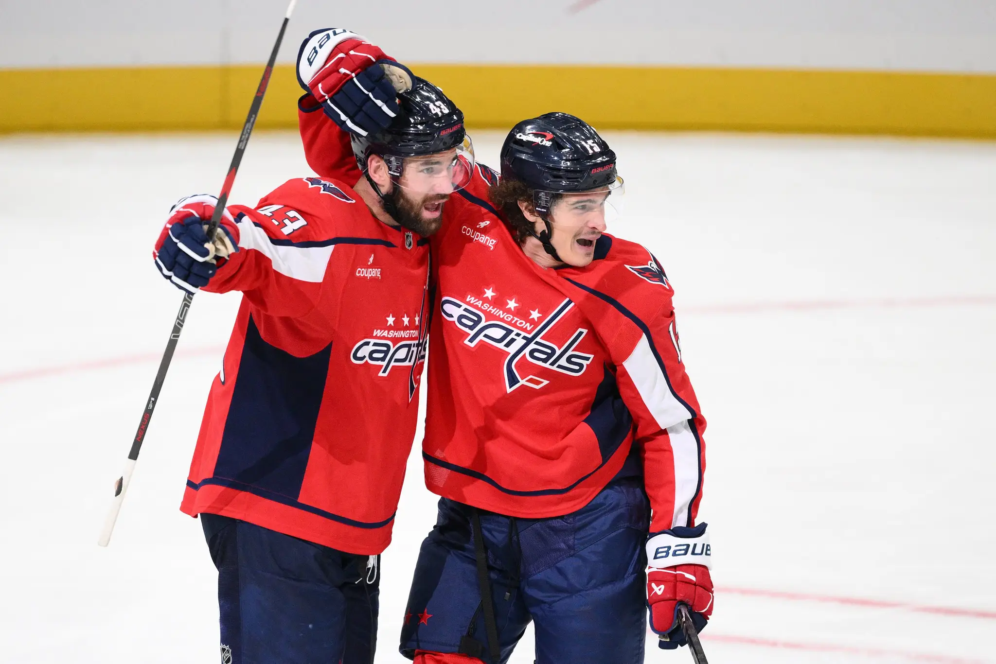 Hokejisti Washingtonu Capitals sa tešia z gólu.
