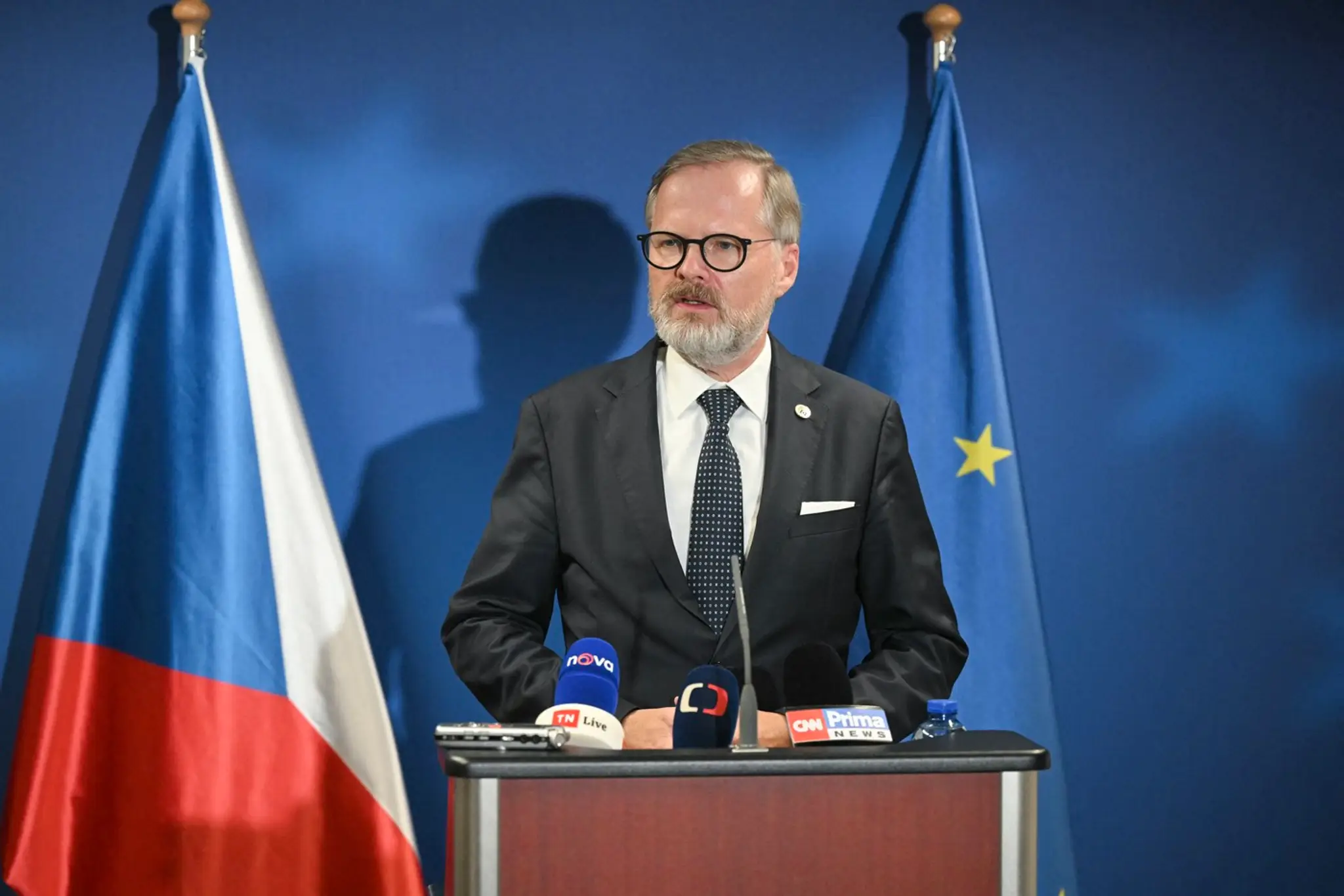 Vláda Petra Fialu vo štvrtok rozhodla o podaní demisie. 