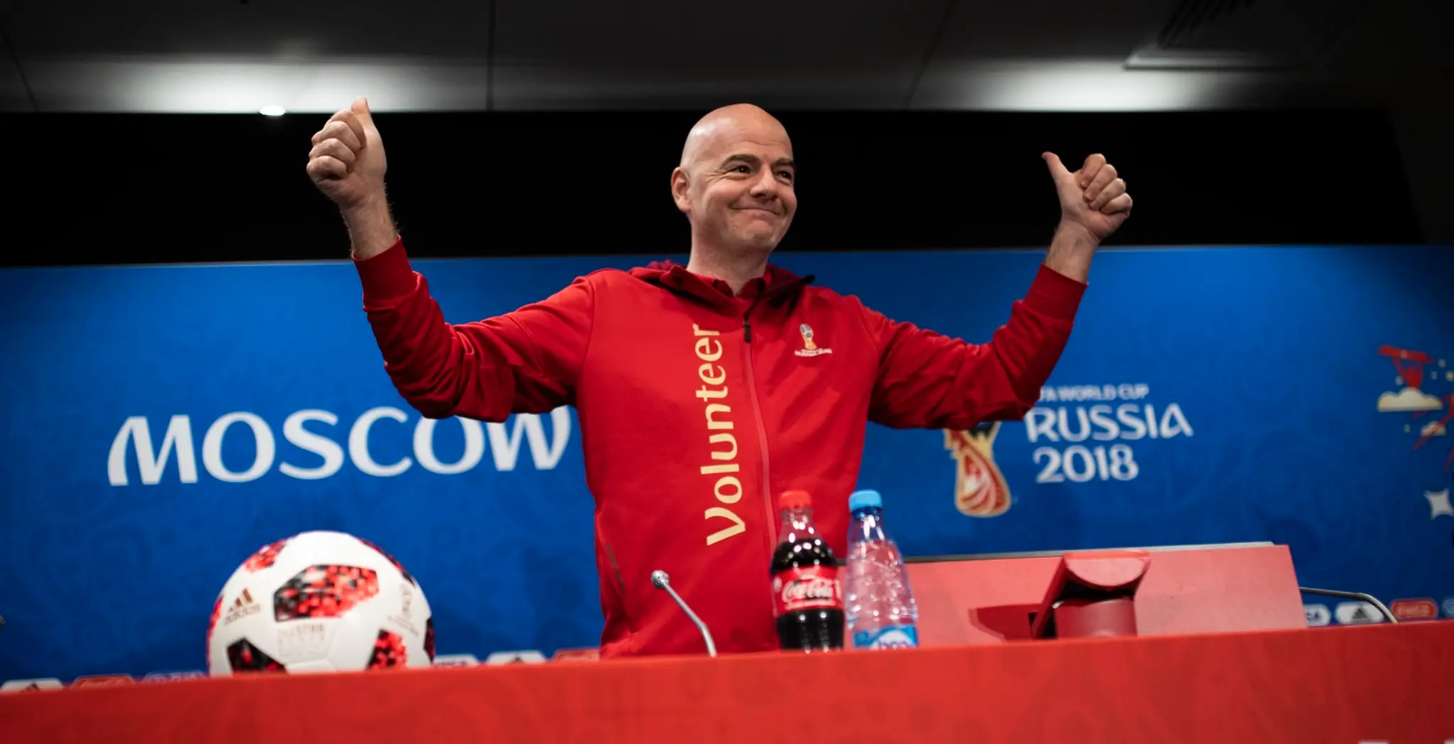 Prezident FIFA Gianni Infantino na tlačovej konferencii v Moskve..jpg