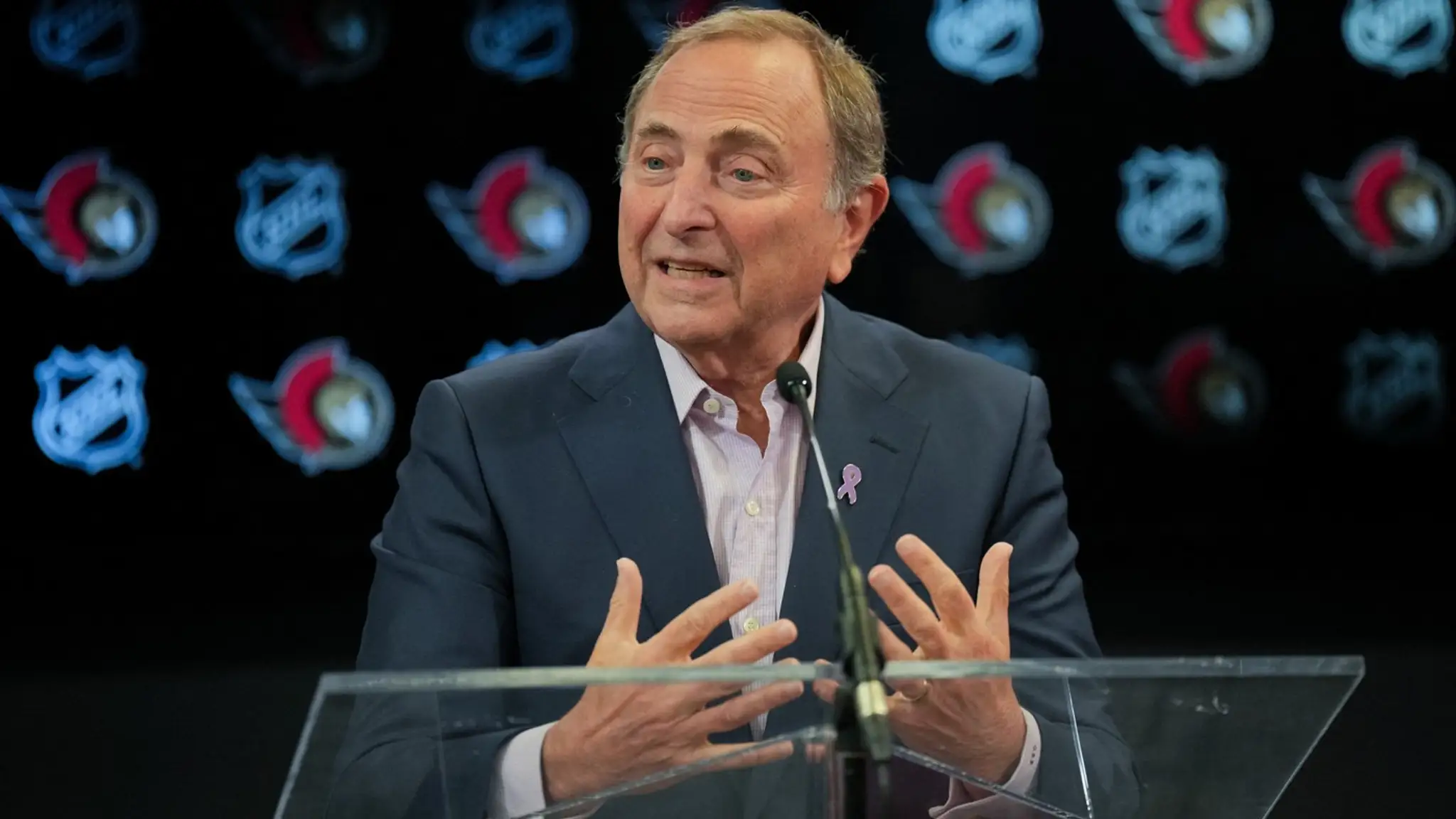 Gary Bettman.