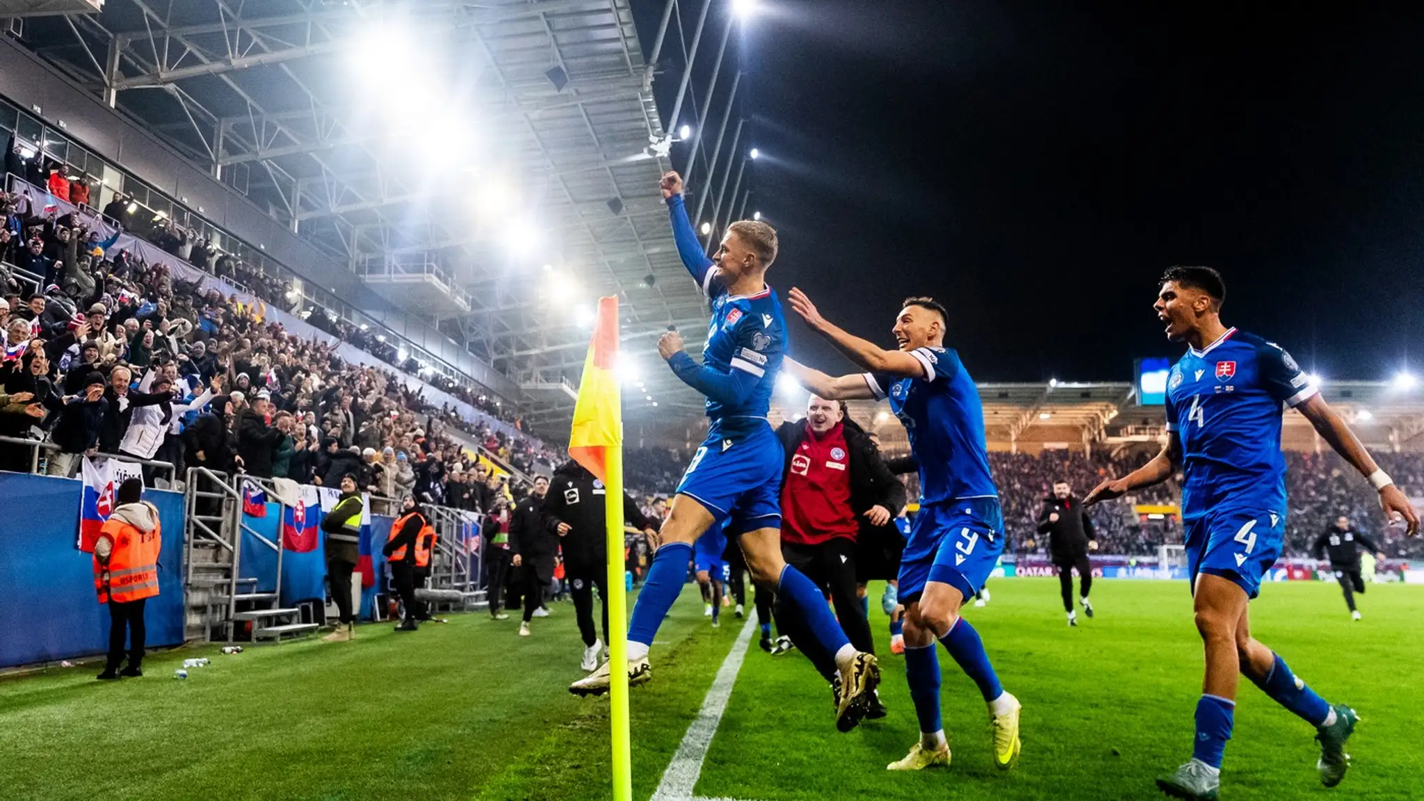 Tomáš Bobček oslavuje víťazný gól proti Severnému Írsku