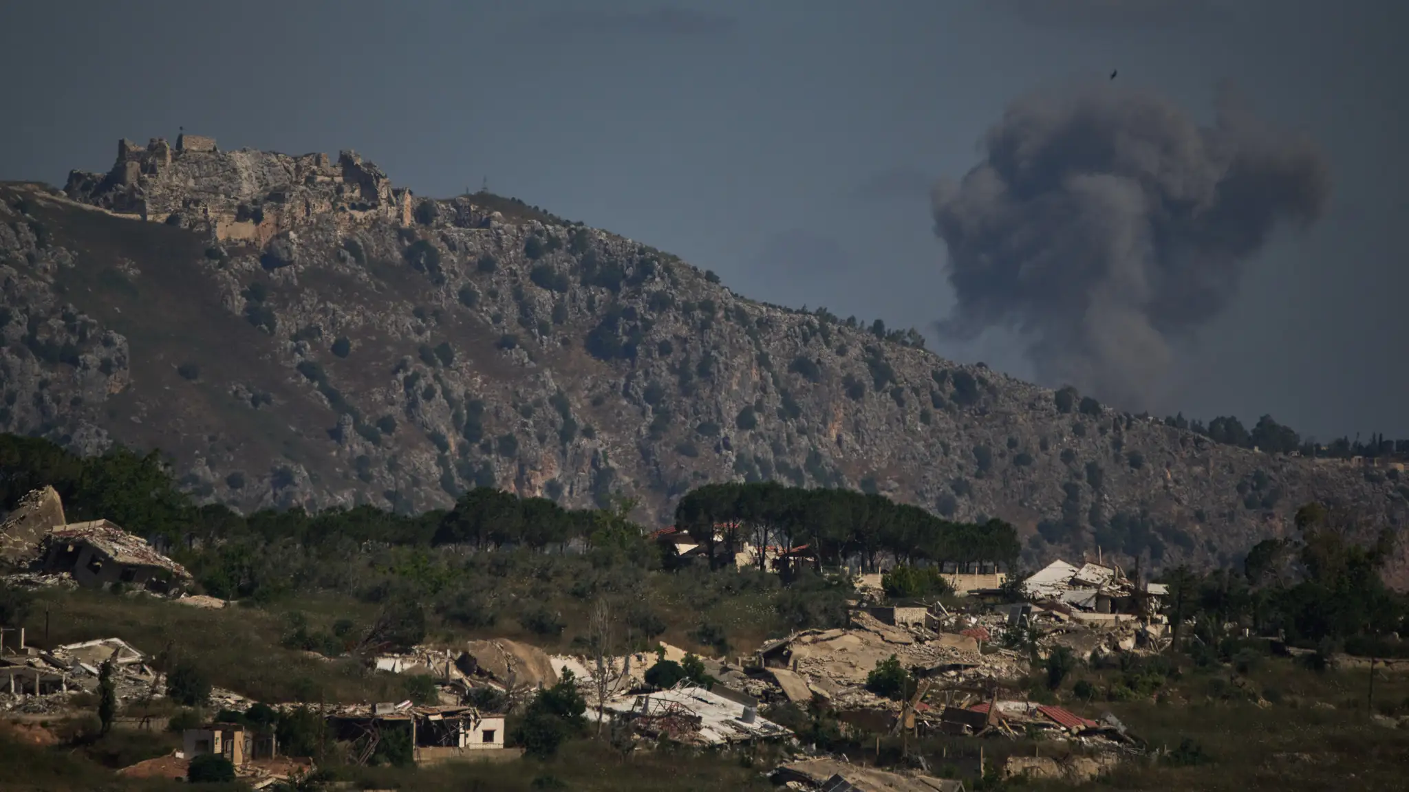 Izrael a Hizballáh sa dohodli na prímerí, situácia je však nejasná.