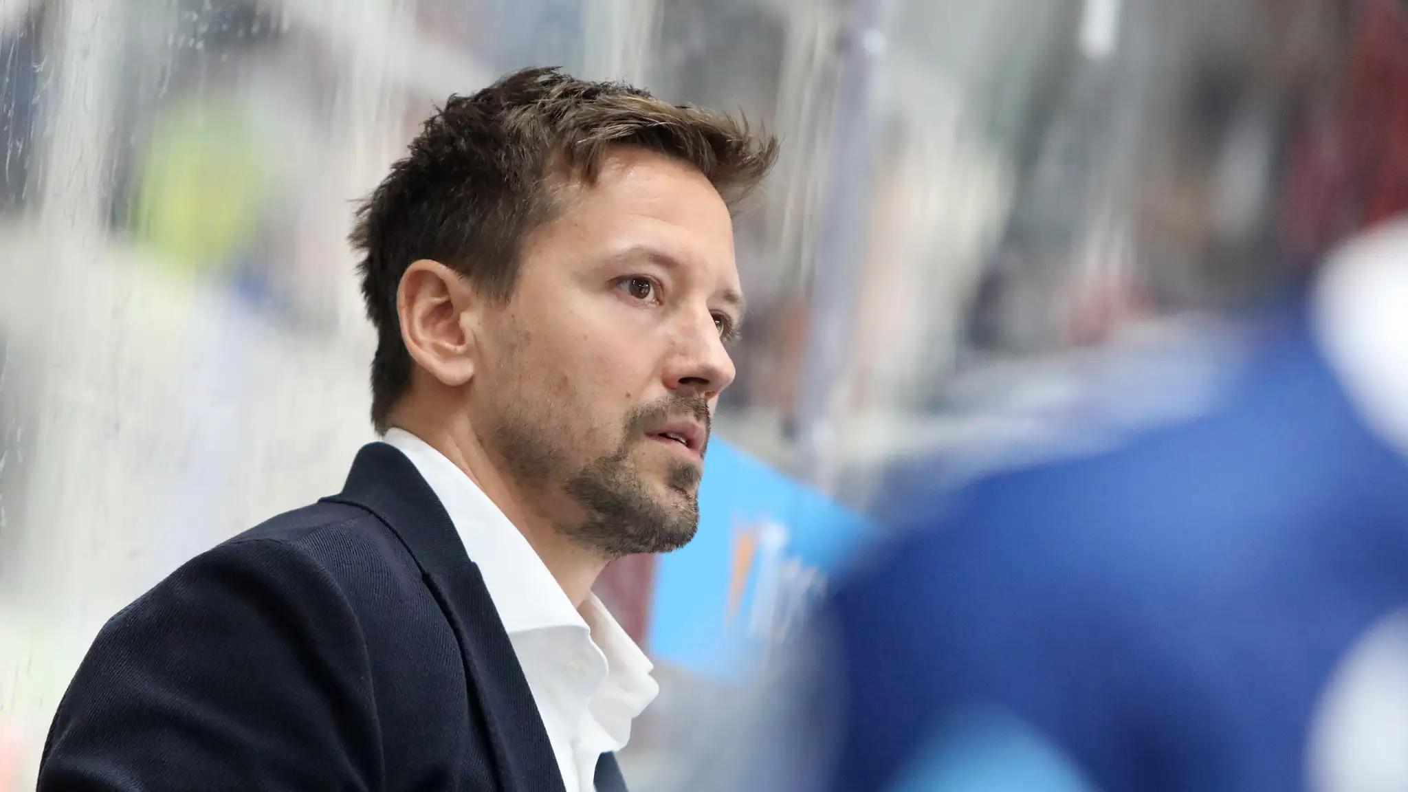 Na snímke hlavný tréner HK Nitra Erik Čaládi.