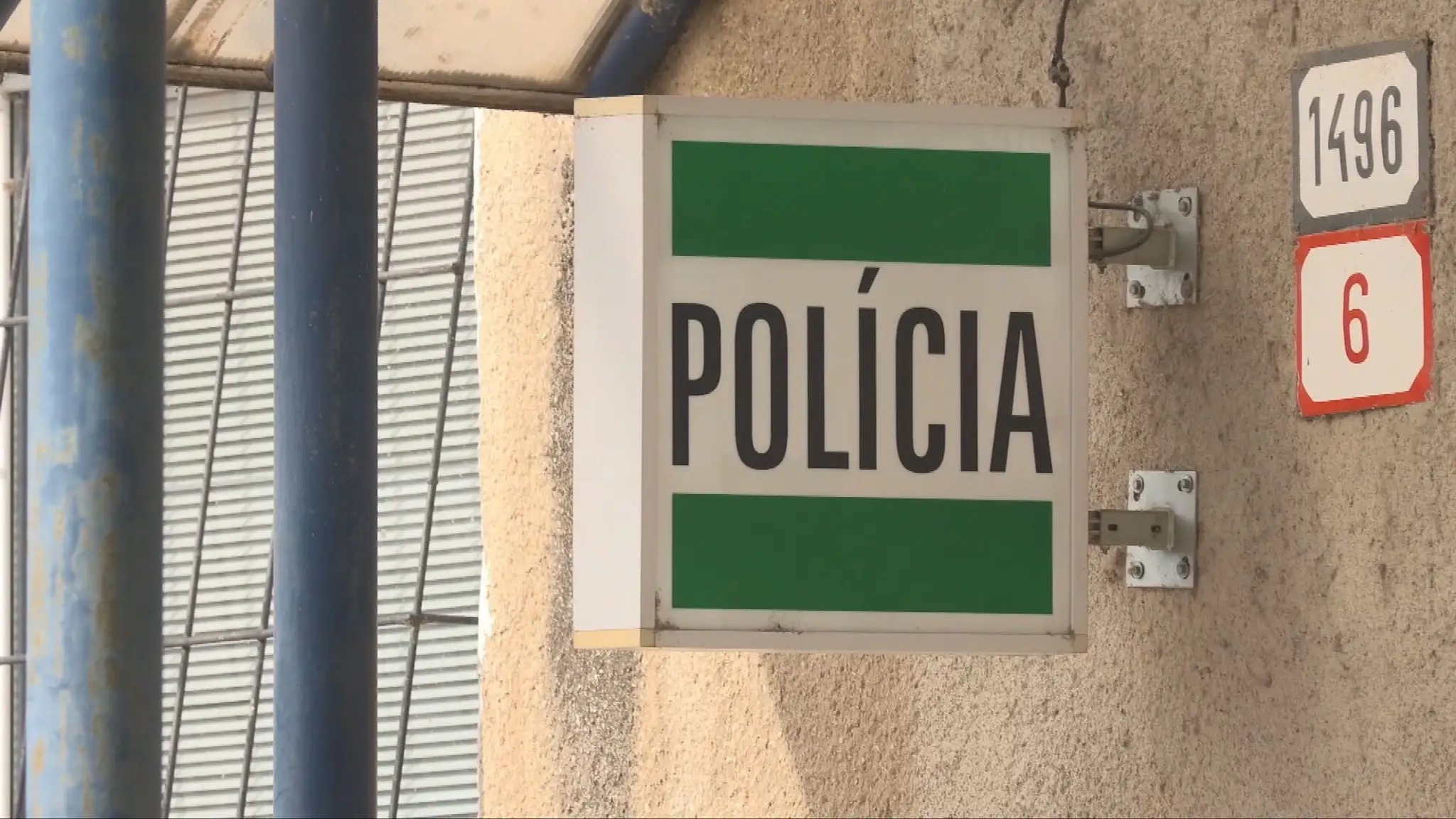 Polícia