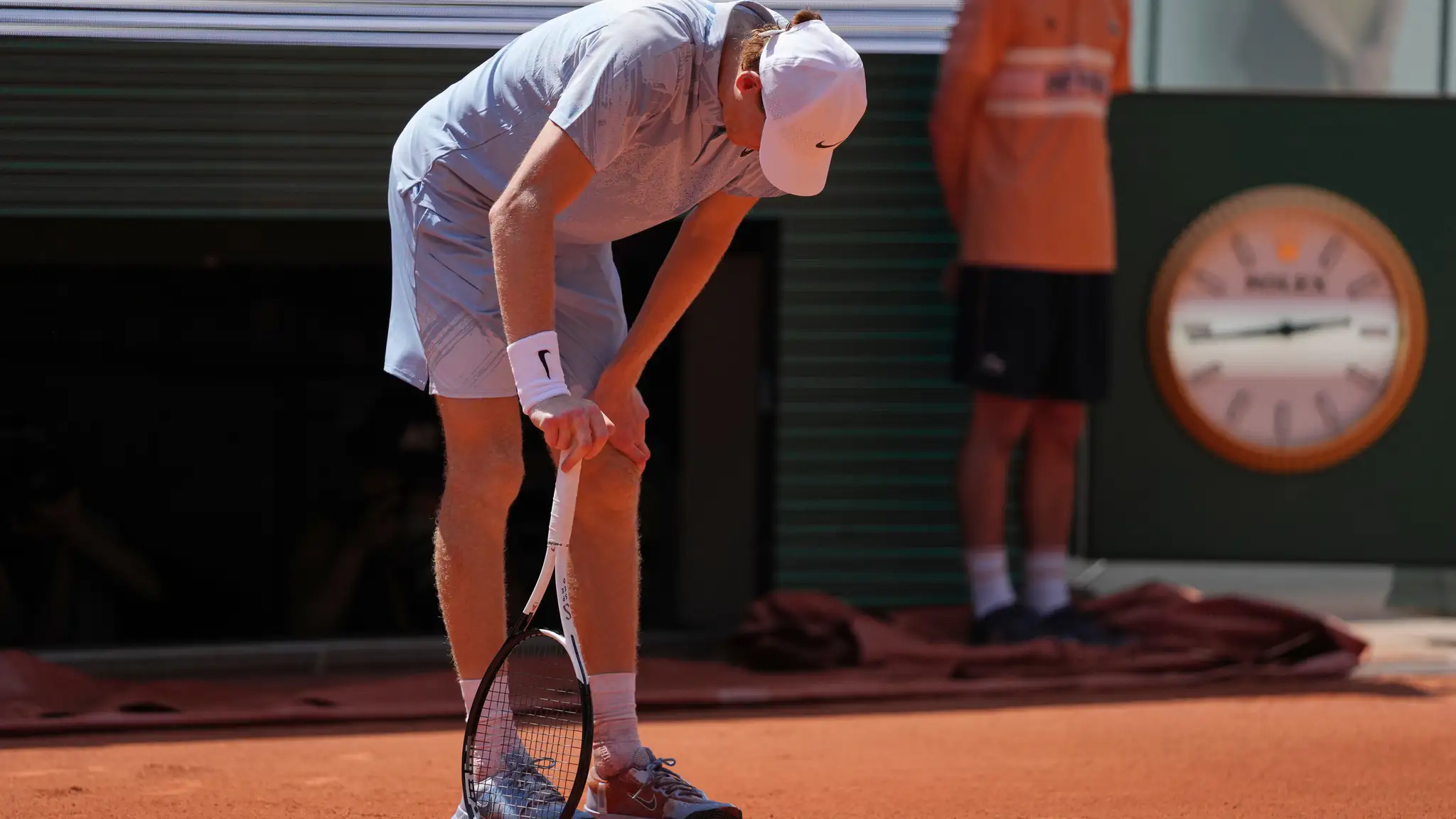 Jannik Sinner počas zápasu 2. kola Roland Garros 