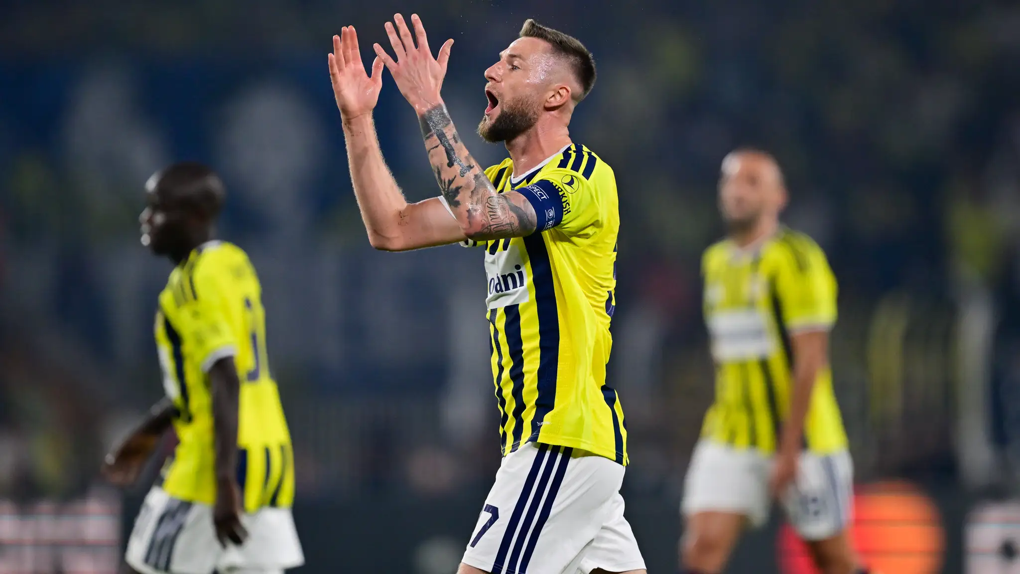 Slovenský stopér Fenerbahce Milan Škriniar.