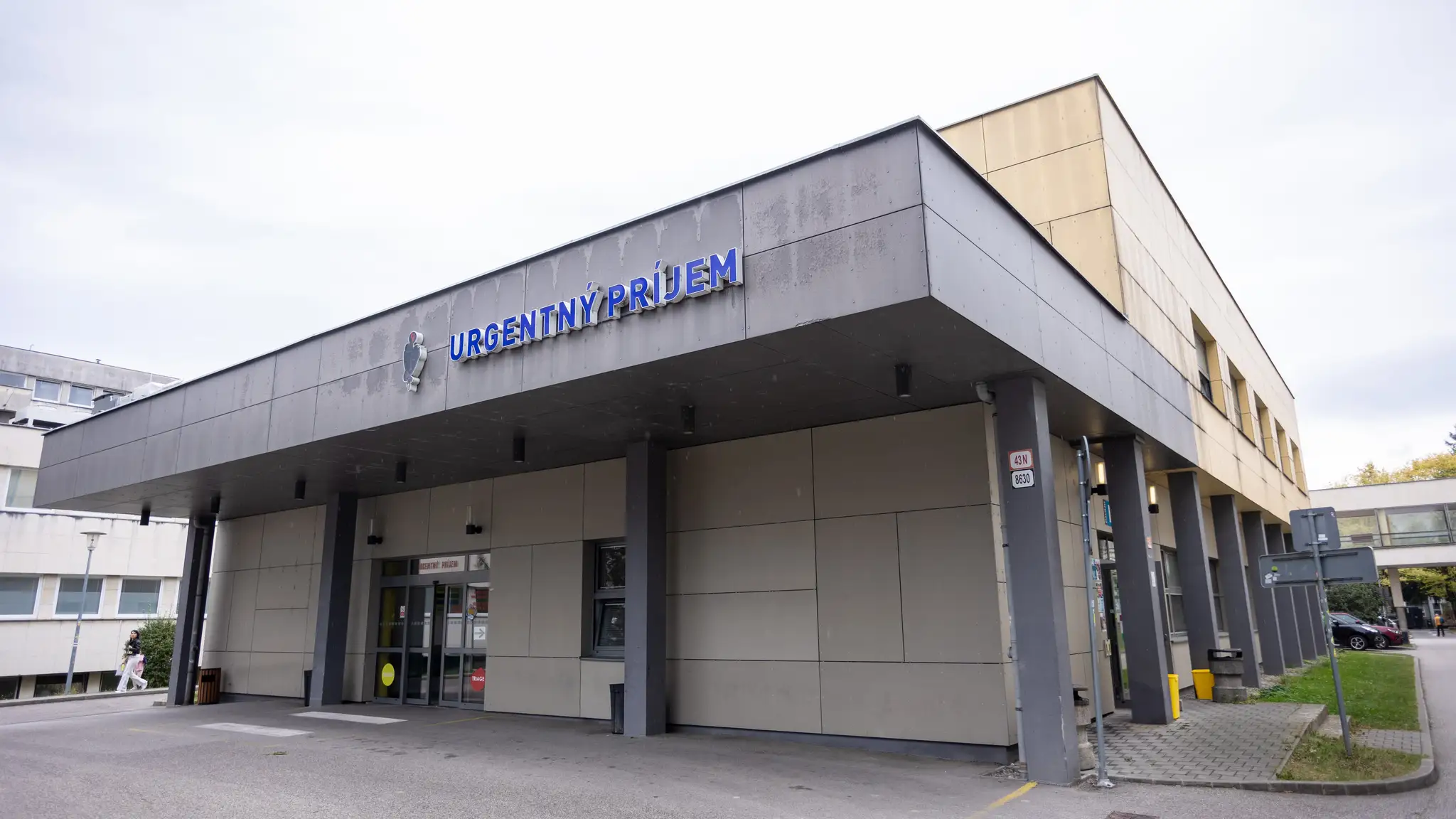 Fakultná nemocnica s poliklinikou v Žiline.