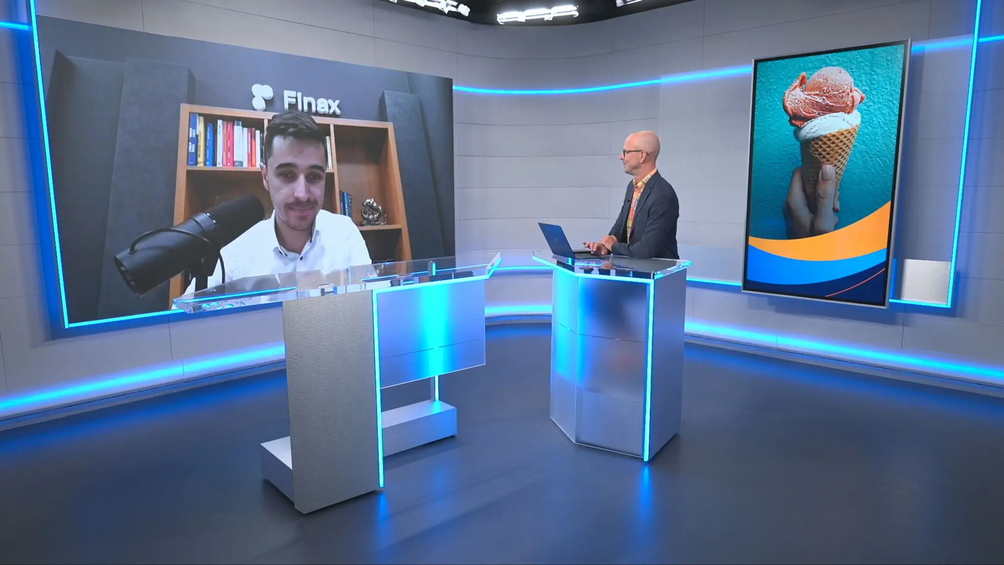 Analytik Patrik Kindl.