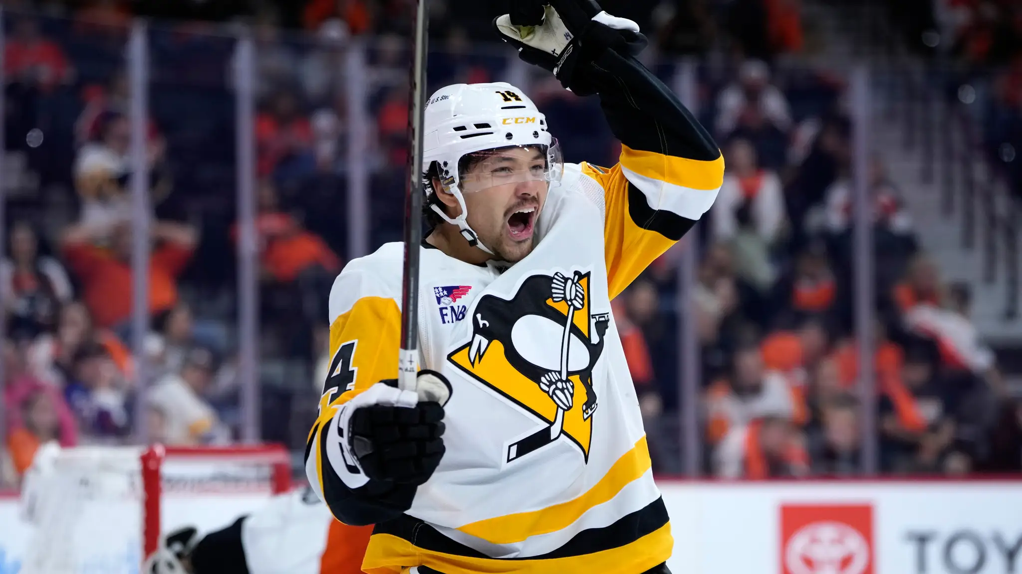 Útočník Pittsburghu Nick Robertson.