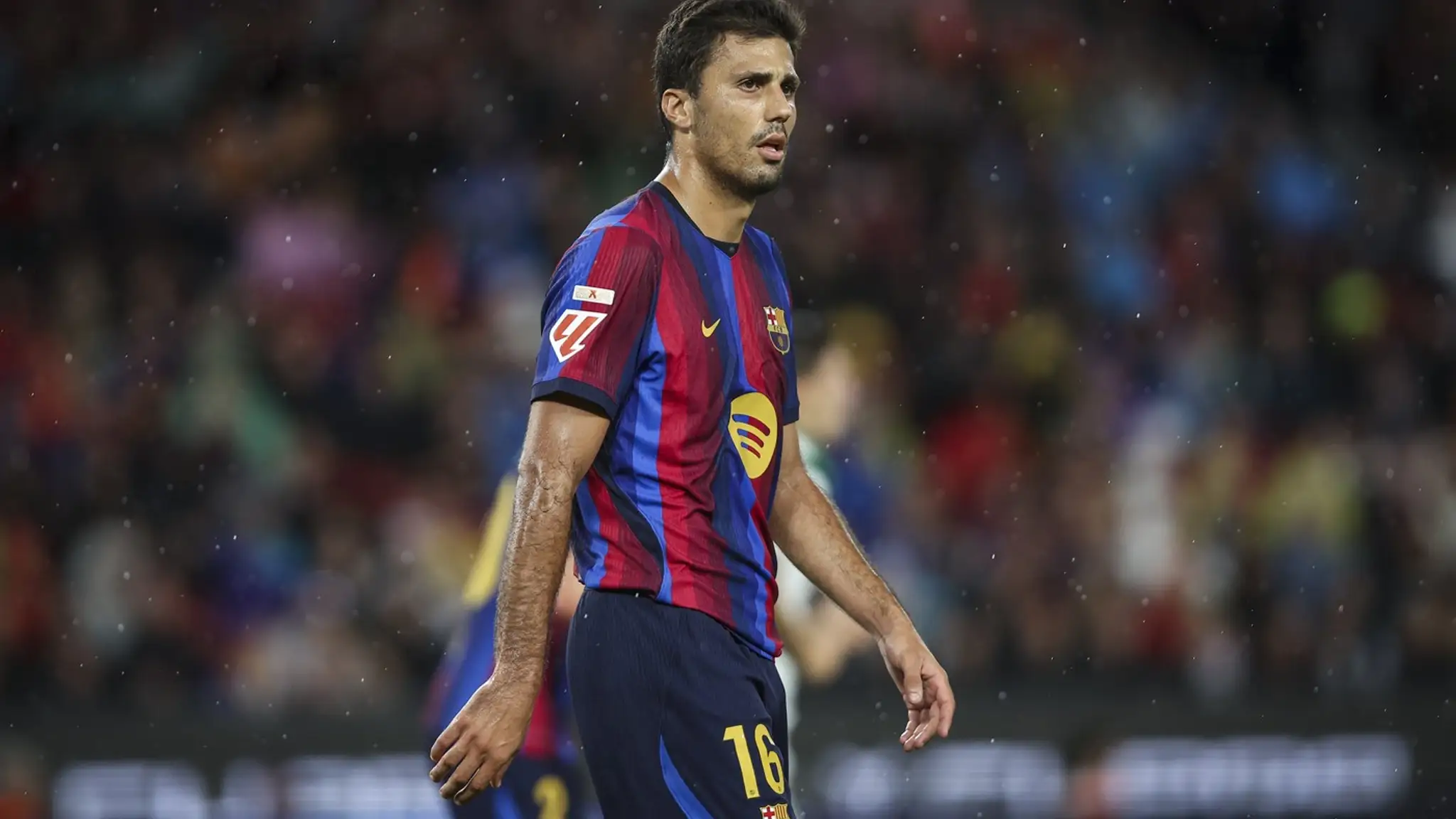 Rodri v drese Barcelony.