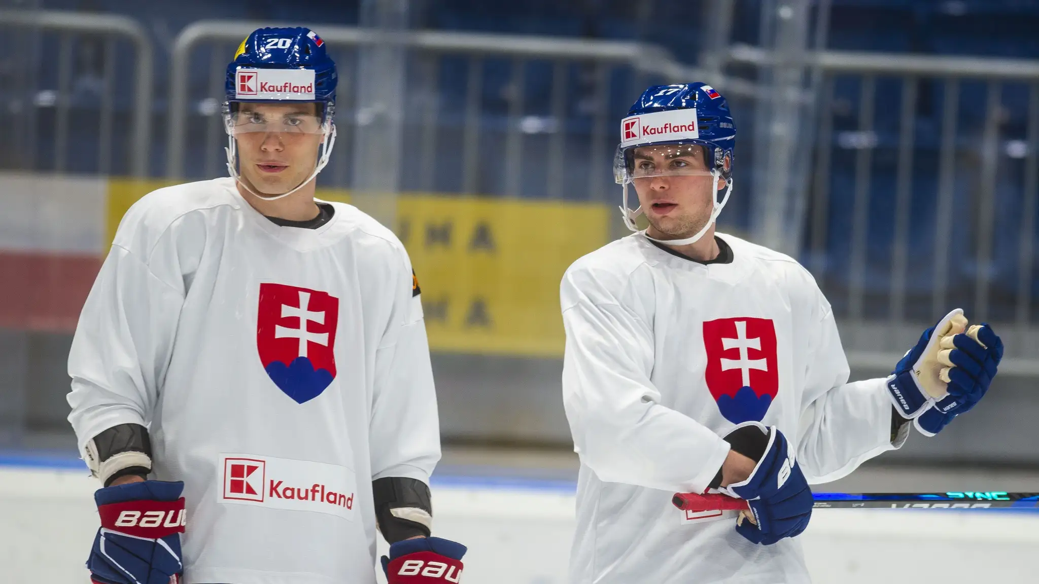 Juraj Slafkovský a Šimon Nemec.