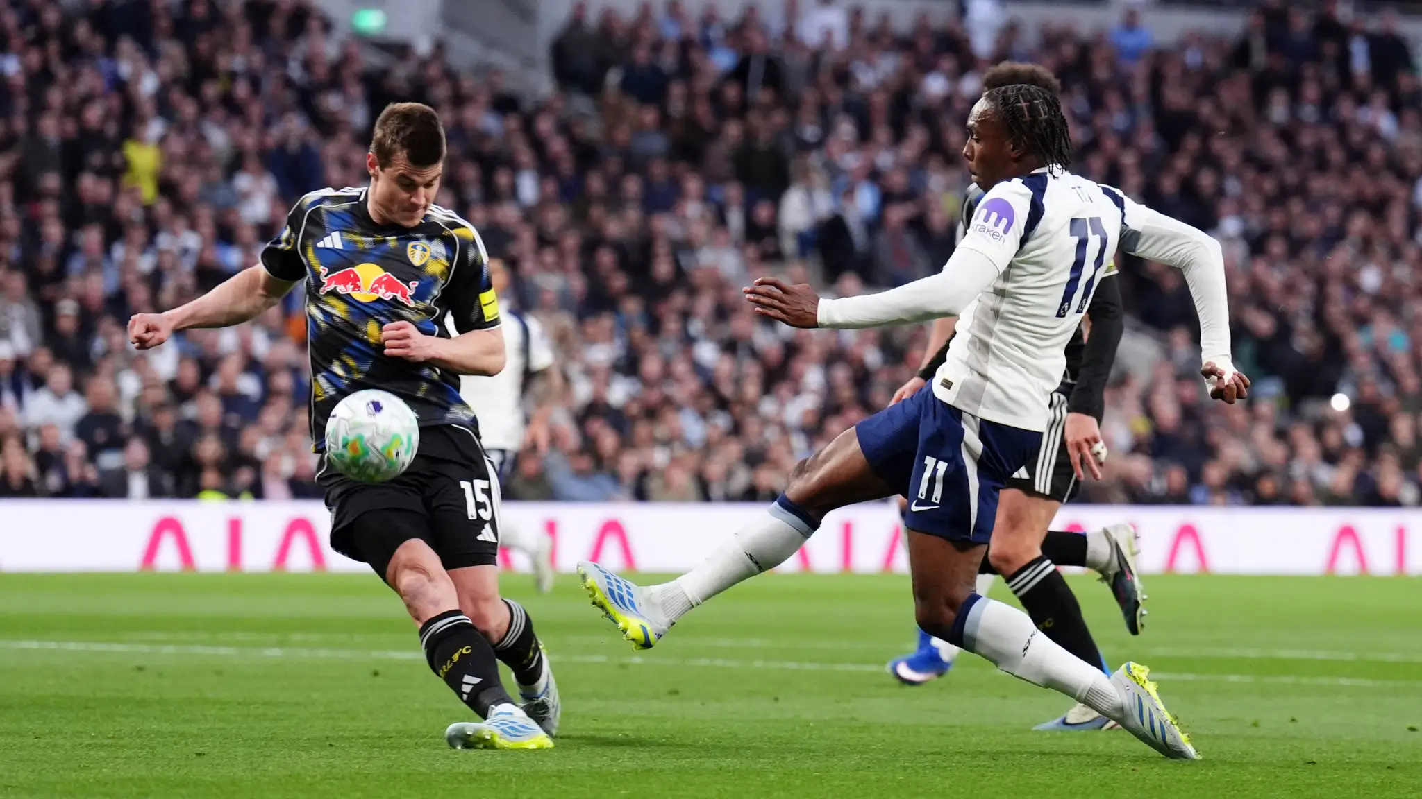 Futbalista Tottenhamu Hotspur Mathys Tel.