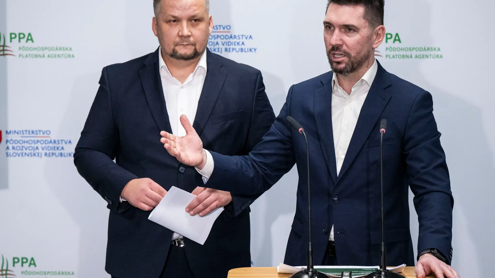 Riaditeľ PPA Marek Čepko a minister pôdohospodárstva Richard Takáč