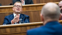 Sme rodina je v prípade pádu vlády za urýchlené voľby, Fico tvrdí, že mu Matovič ponúkal spoluprácu