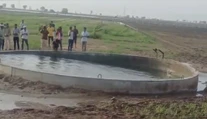 VIDEO: Prírodný úkaz alebo predtucha katastrofy? Živá studňa v Indii sa stala magnetom pre davy