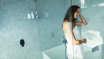 Ako často sa sprchovať a aké produkty používať? Lekár podstúpil netradičný experiment