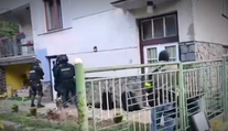 Vykrádal pivnice, garáže aj autá. Polícia odhalila podozrivého z rozsiahlej série vlámaní
