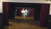 Viete, čo sú kino-uhlíky? V Prievidzi ukazujú, ako sa kedysi premietalo