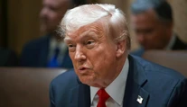 Takmer štvrť miliónu Ukrajincov hrozí deportácia z USA. Trump im údajne plánuje odobrať dočasný legálny status