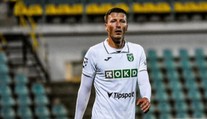 Výbornými výkonmi si vyslúžil veľký prestup. Slovenský obranca si zahrá za elitný klub