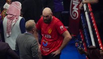 Nahnevaný Fury po prehre s Usykom neskrýval hnev: Poškodili ma, mal som vyhrať