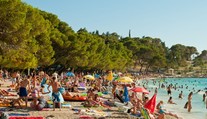 Chorvátska Makarska zaviedla nové opatrenia. Tie rozdelili verejnosť na dva tábory