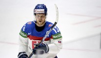 Po návrate do reprezentácie prišla aj neželaná správa. Skúsený útočník si musí hľadať nový klub
