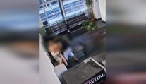 VIDEO: Na dôchodcu si trúfol tridsiatnik. Po zápase mu vzal peňaženku s 30 eurami
