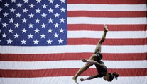 VIDEO: Simone Bilesová dokázala v gymnastike to, čo sa ešte nikomu nepodarilo