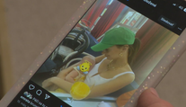 Nepomáha ani smajlík cez tvár. Ak zverejňujete fotky vašich detí, mali by ste spozornieť