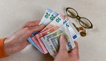 Odišiel do dôchodku až v 86 rokoch. Dnes poberá penziu vo výške ročného platu Slovákov