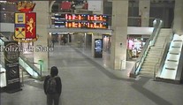 Kamery zachytili útočníka z Berlína aj na stanici v Turíne