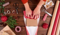 Chcete zabaliť darčeky krásne a štýlovo? Tu je niekoľko nápadov, ako na to