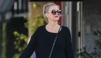 Cameron Diaz je pani, s výberom šiat sa nebabre. Aha, v čom šla nakupovať