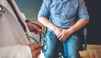 Zadržiavanie moču vám môže spôsobiť vážne zdravotné problémy, varujú lekári